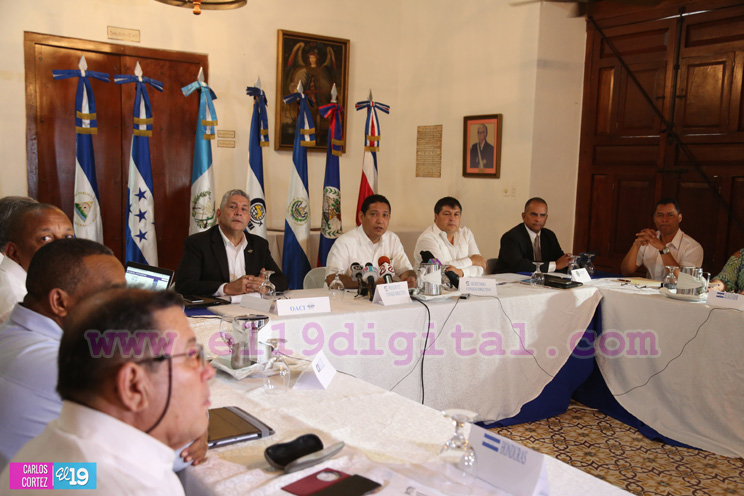 Distinguen a Nicaragua en materia de Aeron&aacute;utica Civil 
